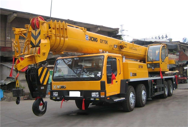 平顺县吊车出租选择重点